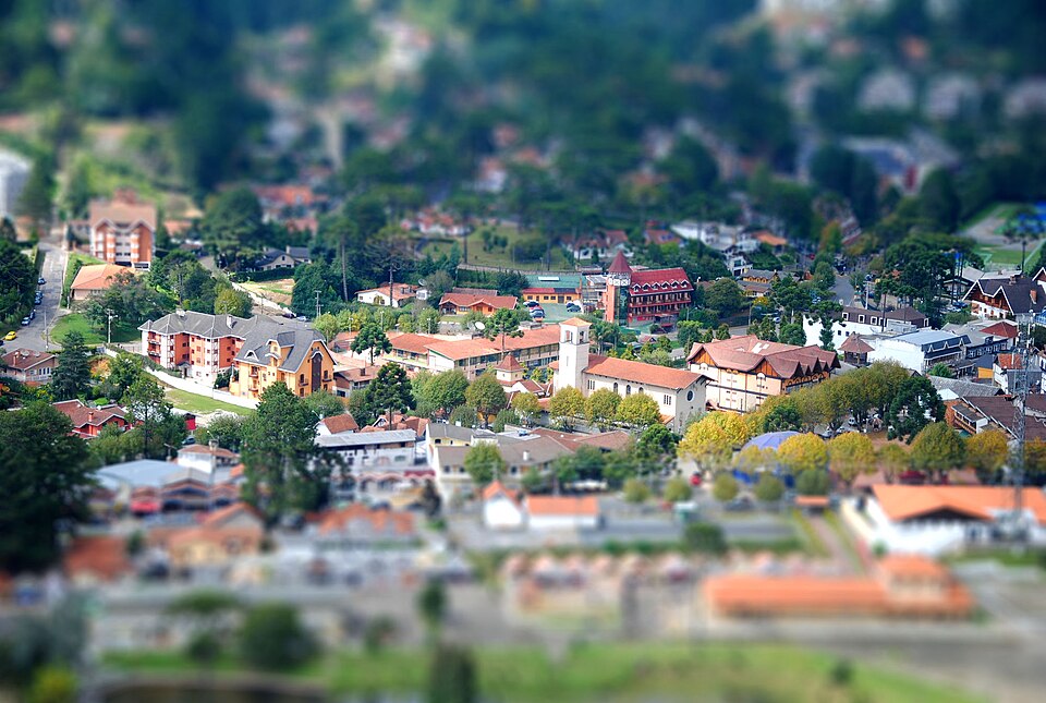 Campos do Jordão - Tilt Shift (7049298627).jpg