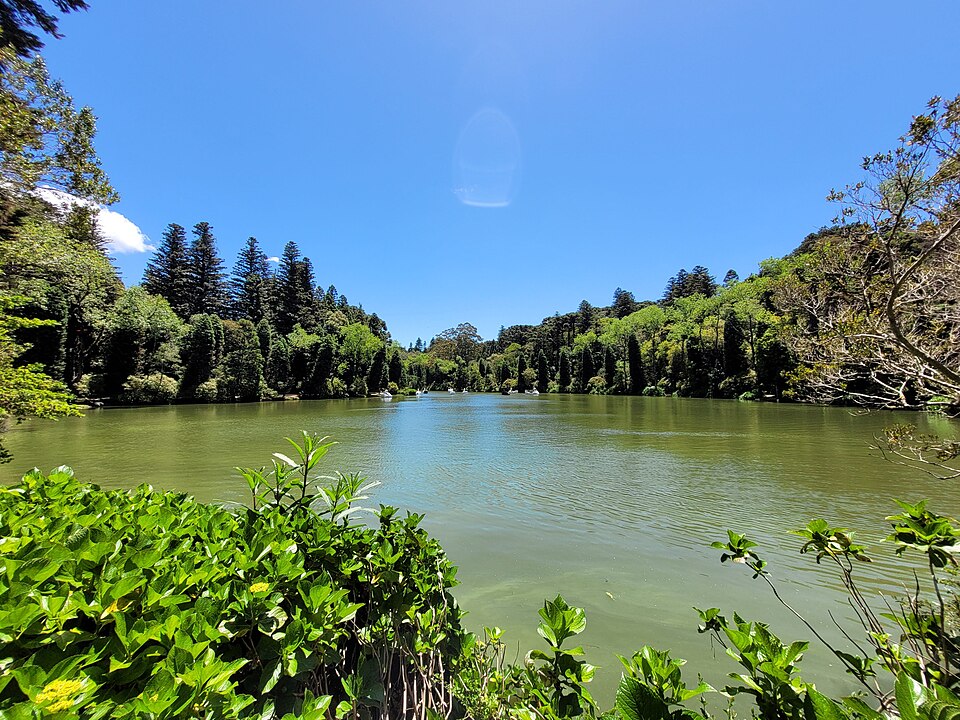 Lago Negro